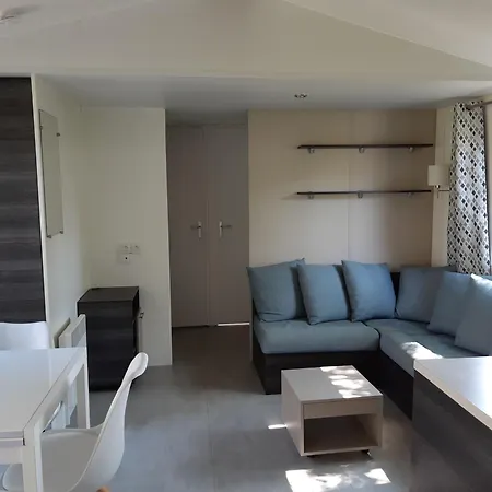 Kemp Davorel Mobil *